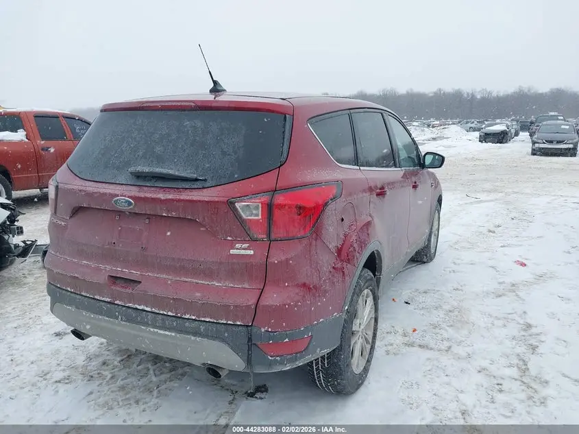 2019 FORD ESCAPE SE