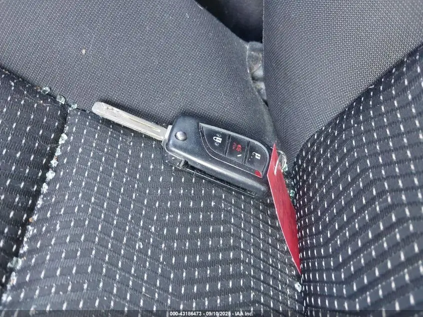 2017 TOYOTA COROLLA IM  