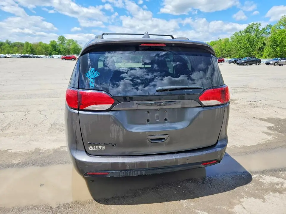 2018 CHRYSLER PACIFICA TOURING L  