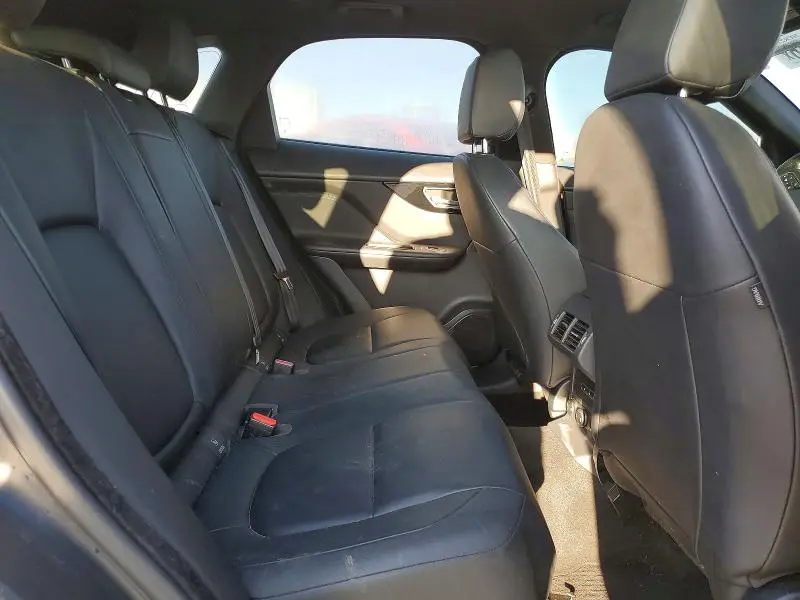 2017 JAGUAR F-PACE PREMIUM  