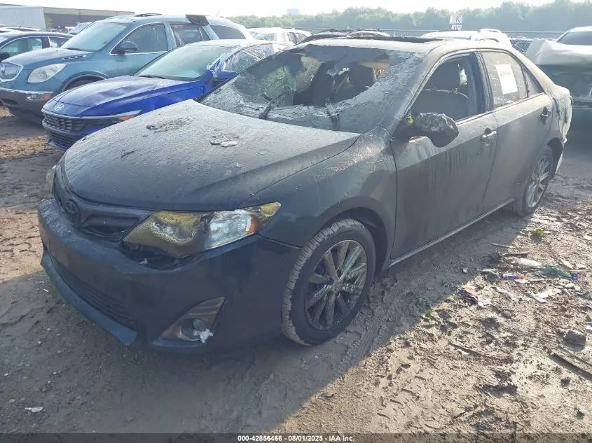 2013 TOYOTA CAMRY XLE
