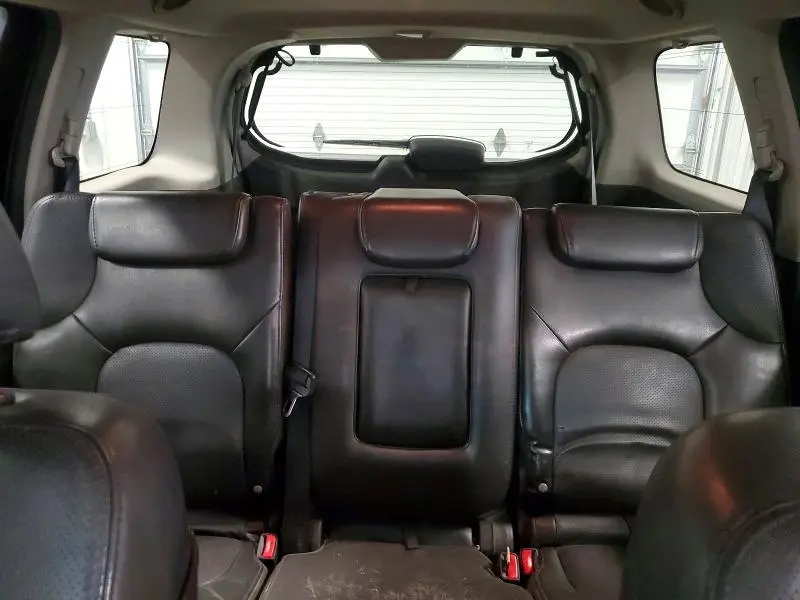 2011 NISSAN PATHFINDER S  