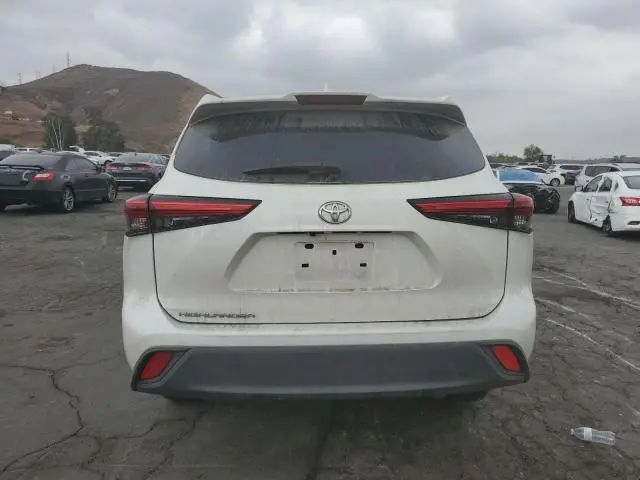 2021 TOYOTA HIGHLANDER L  