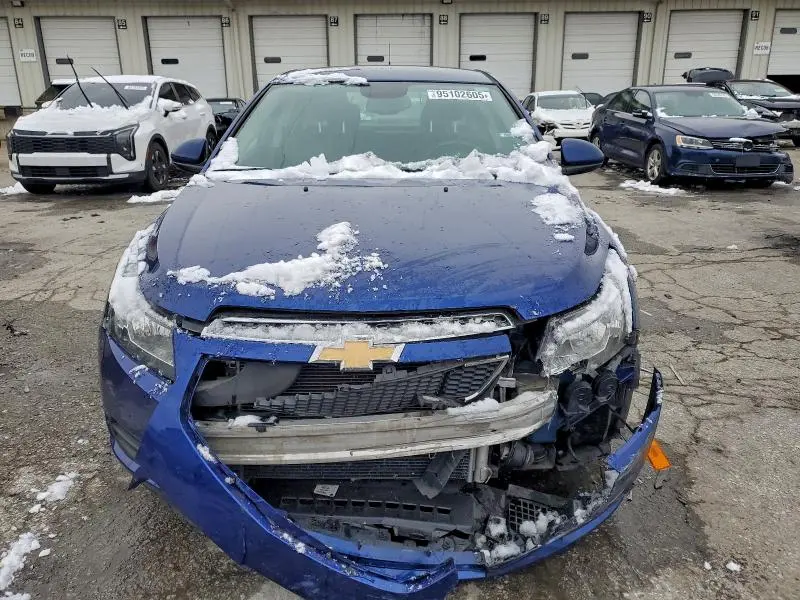 2013 CHEVROLET CRUZE LT  
