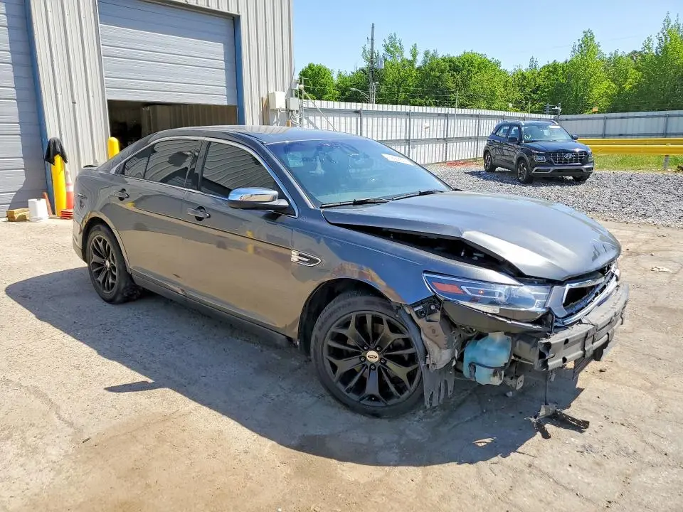 2015 FORD TAURUS LIMITED  