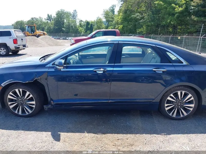 2017 LINCOLN MKZ RESERVE