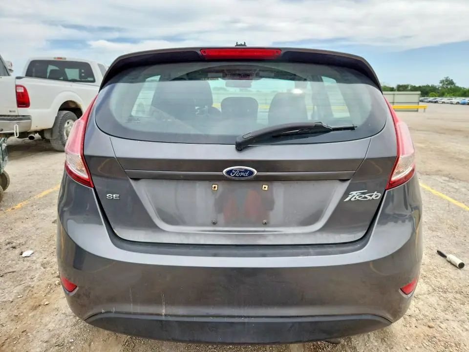 2015 FORD FIESTA SE  