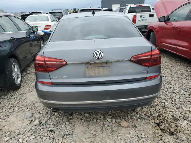 2017 VOLKSWAGEN PASSAT SE  