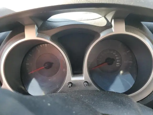 2013 NISSAN JUKE S  