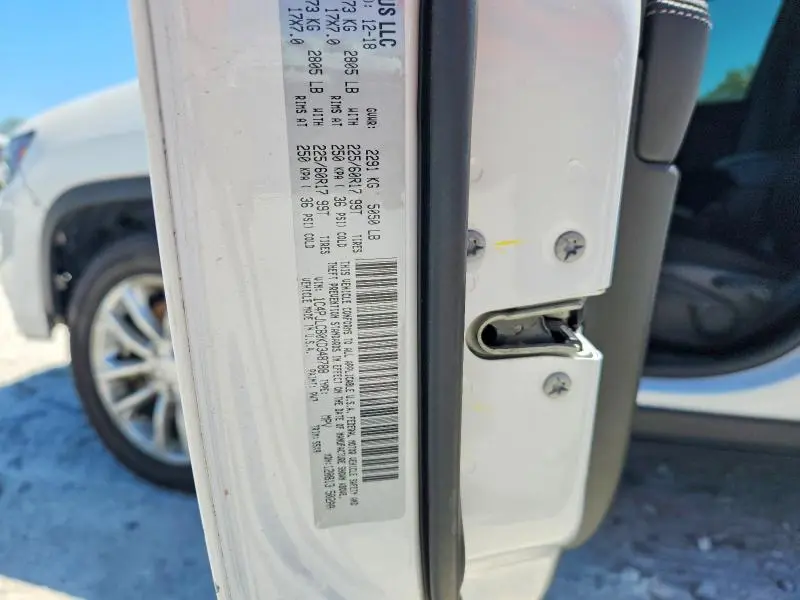 2019 JEEP CHEROKEE LATITUDE  