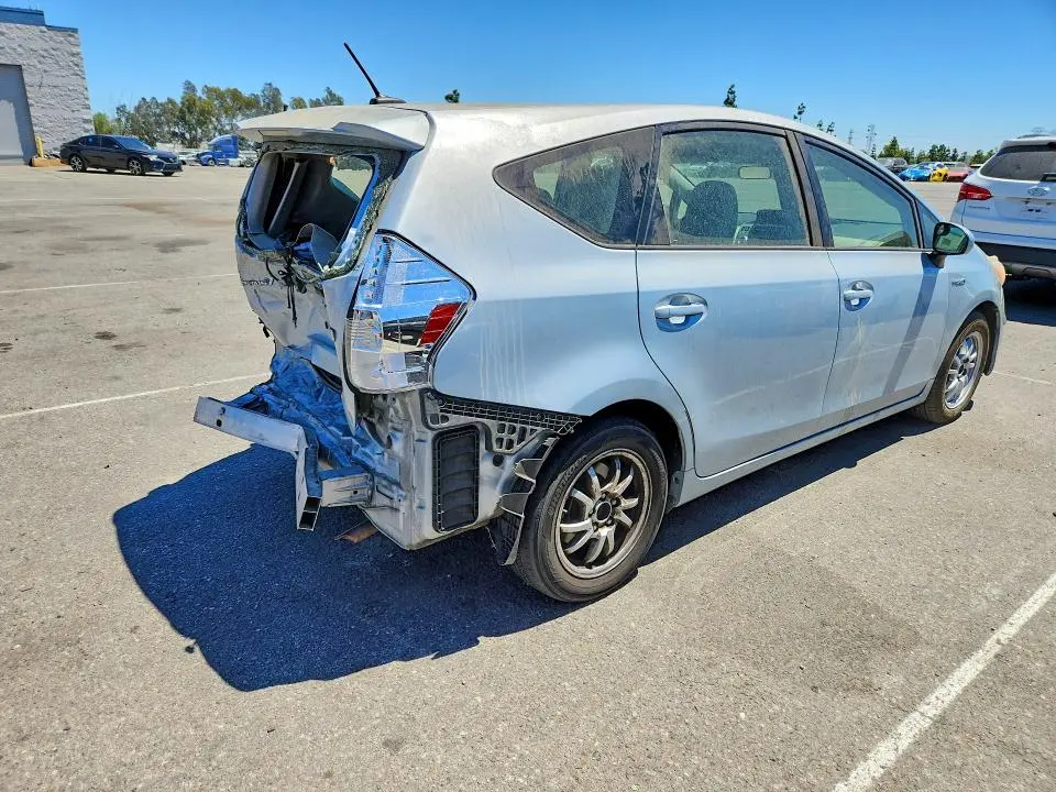 2012 TOYOTA PRIUS V THREE  