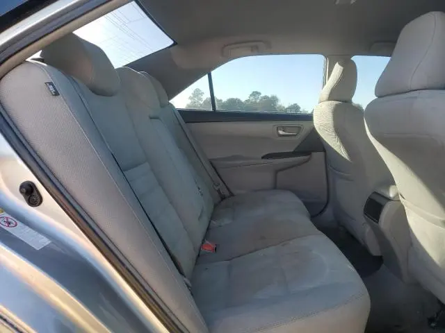 2016 TOYOTA CAMRY LE  