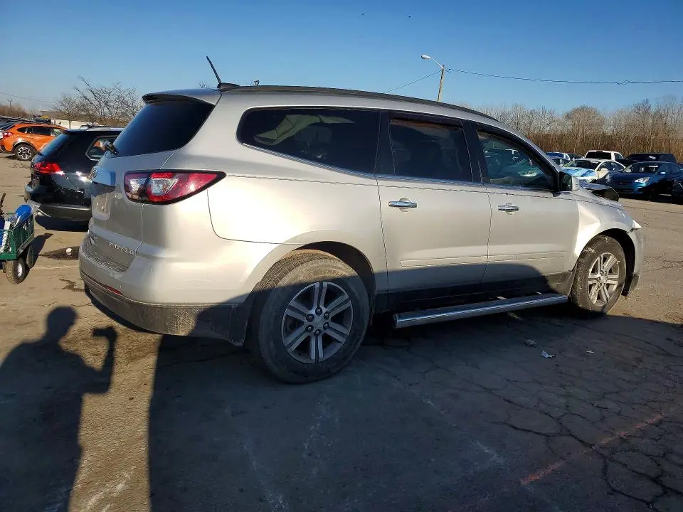 2016 CHEVROLET TRAVERSE LT  