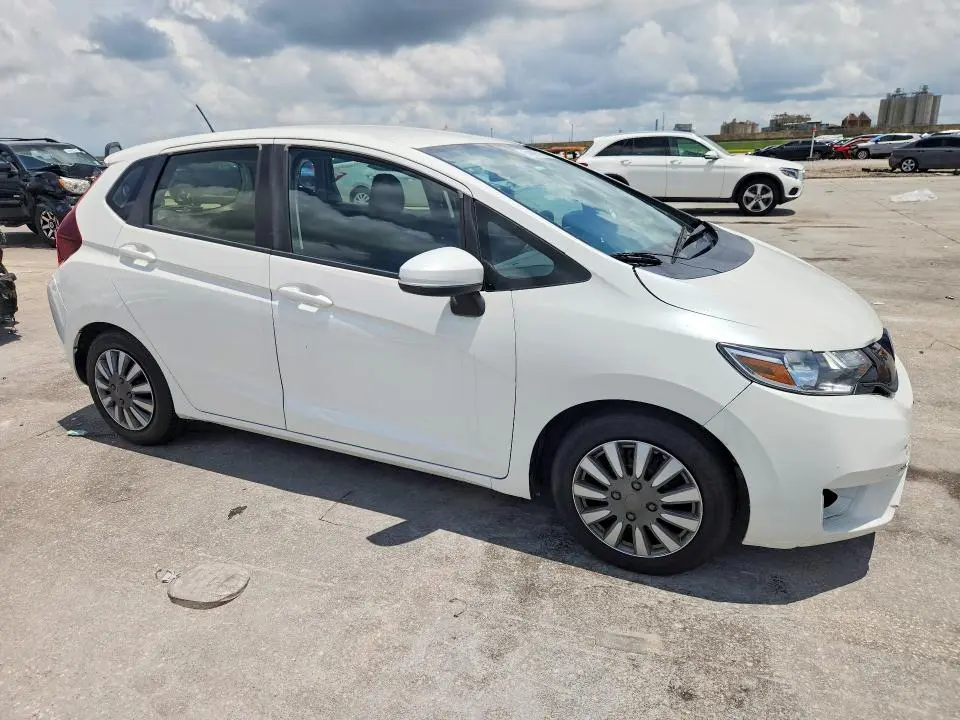 2016 HONDA FIT LX  