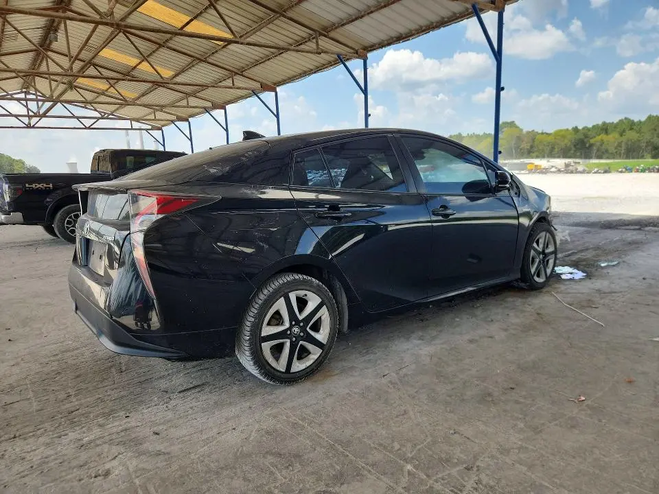 2016 TOYOTA PRIUS FOUR TOURING  