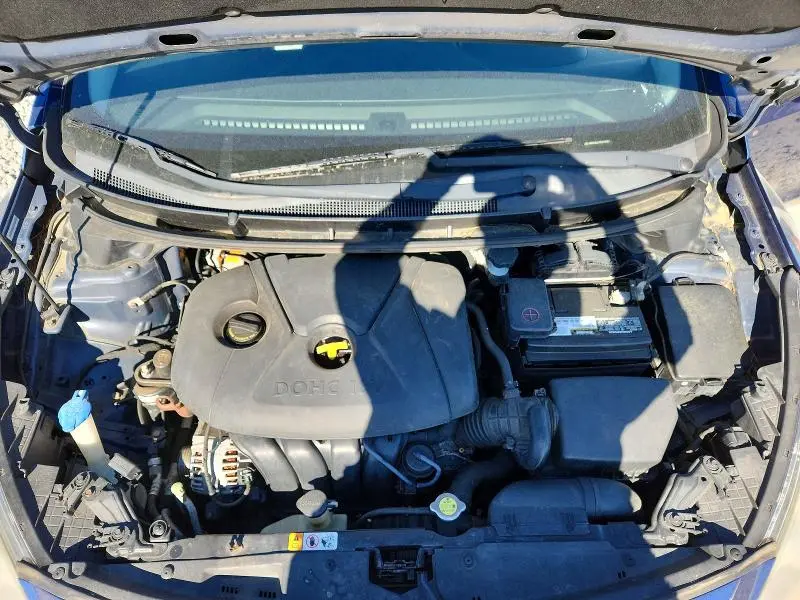 2013 HYUNDAI ELANTRA GT BASE  