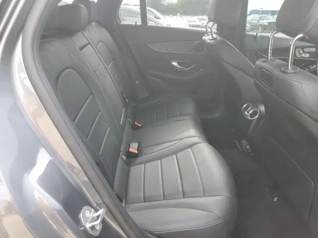 2018 MERCEDES-BENZ GLC 300  