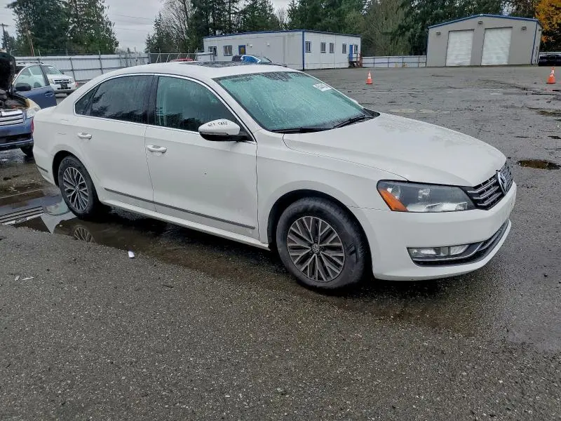 2012 VOLKSWAGEN PASSAT SEL  
