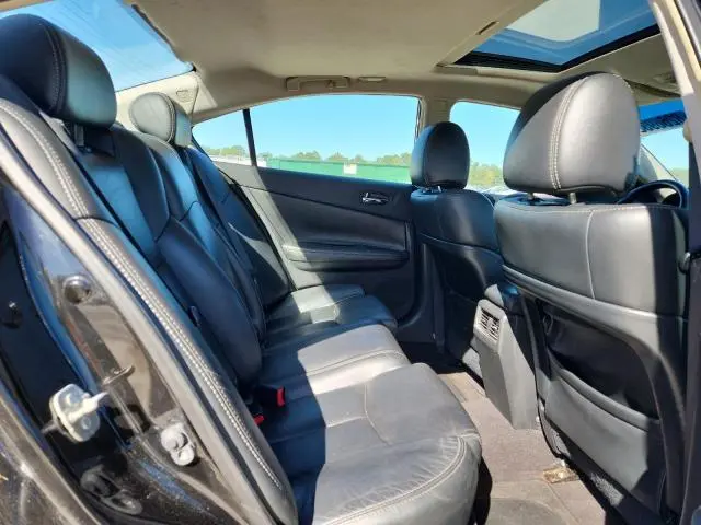 2012 NISSAN MAXIMA S  