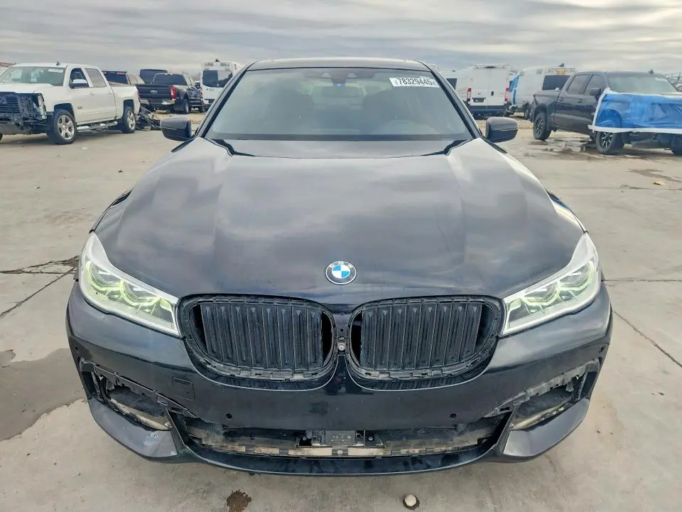 2018 BMW 750 XI  