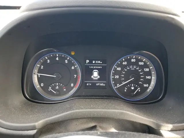 2020 HYUNDAI KONA SE  