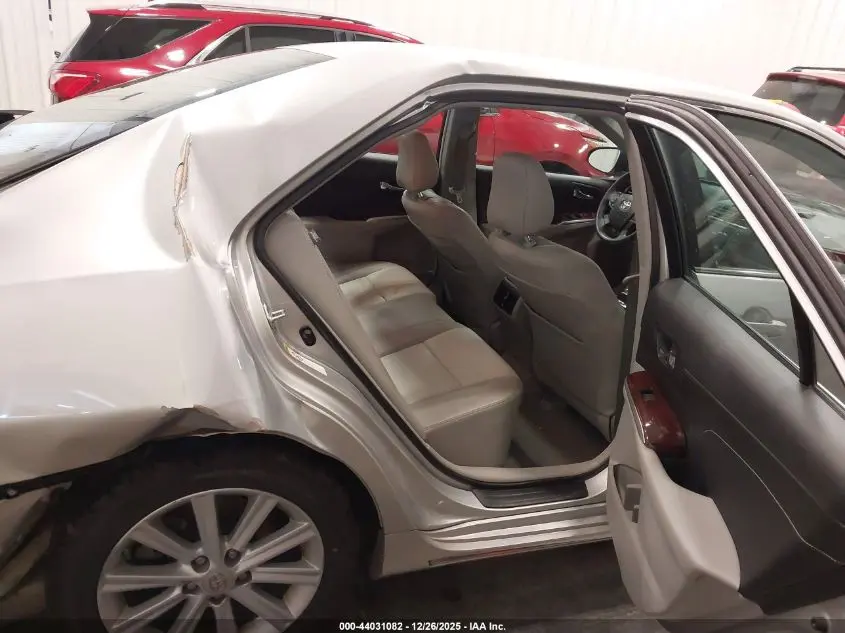 2013 TOYOTA CAMRY XLE