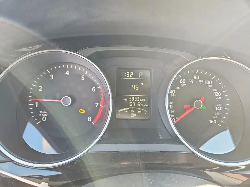 2017 VOLKSWAGEN JETTA SPORT  