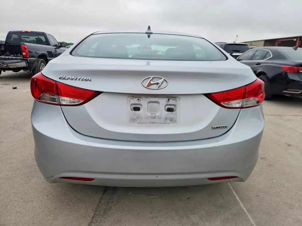 2012 HYUNDAI ELANTRA LIMITED  