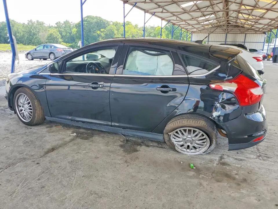 2012 FORD FOCUS TITANIUM  