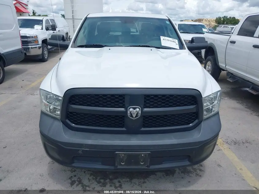 2017 RAM 1500 TRADESMAN  4X2 6'4 BOX