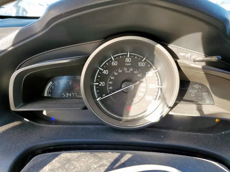 2018 MAZDA 3 TOURING  