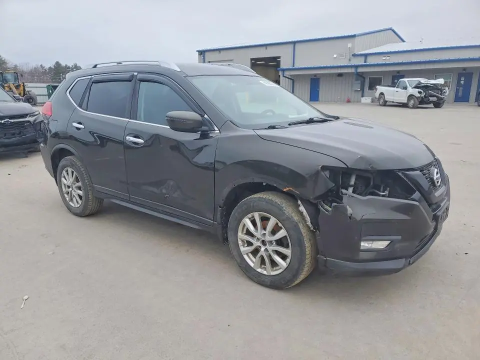 2017 NISSAN ROGUE SV  