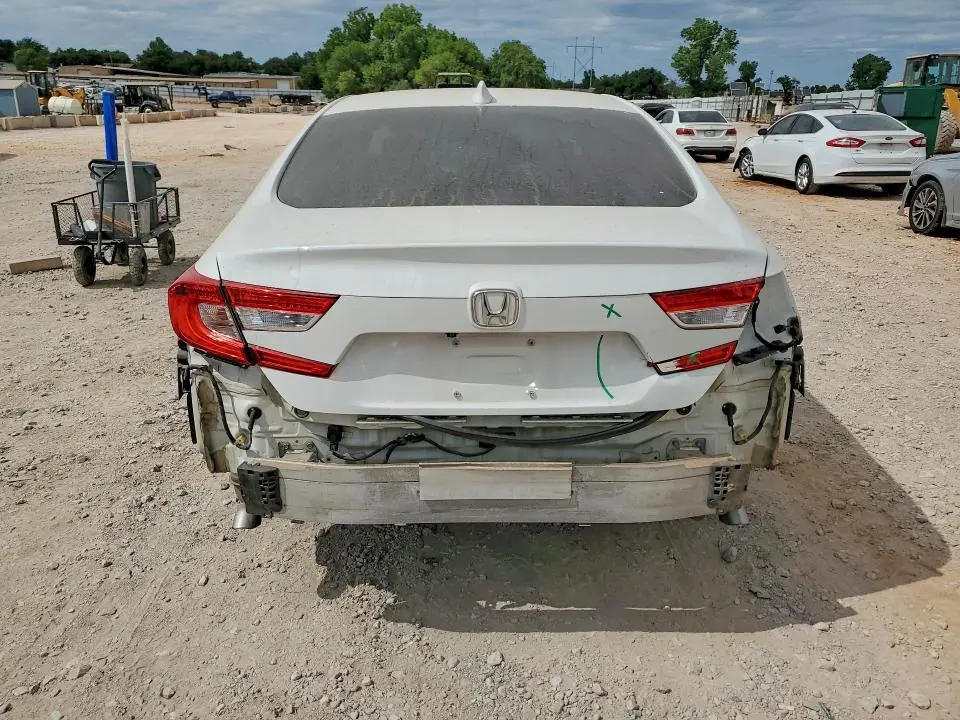 2018 HONDA ACCORD EX  