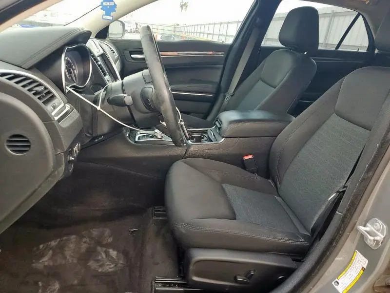 2018 CHRYSLER 300 TOURING  