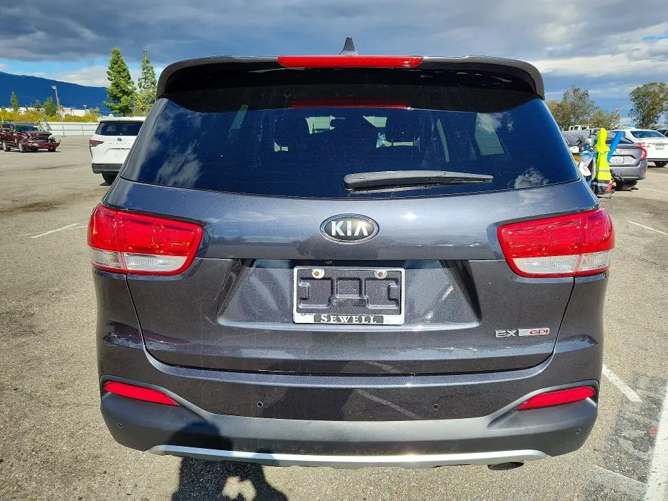 2017 KIA SORENTO EX  