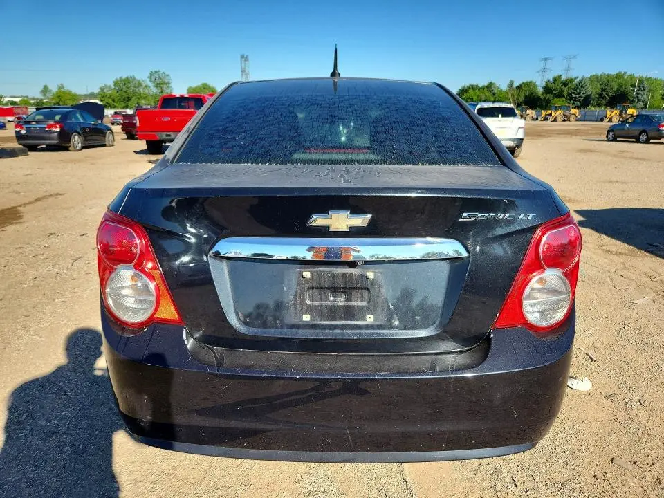 2014 CHEVROLET SONIC LT  