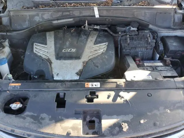2017 HYUNDAI SANTA FE SE  