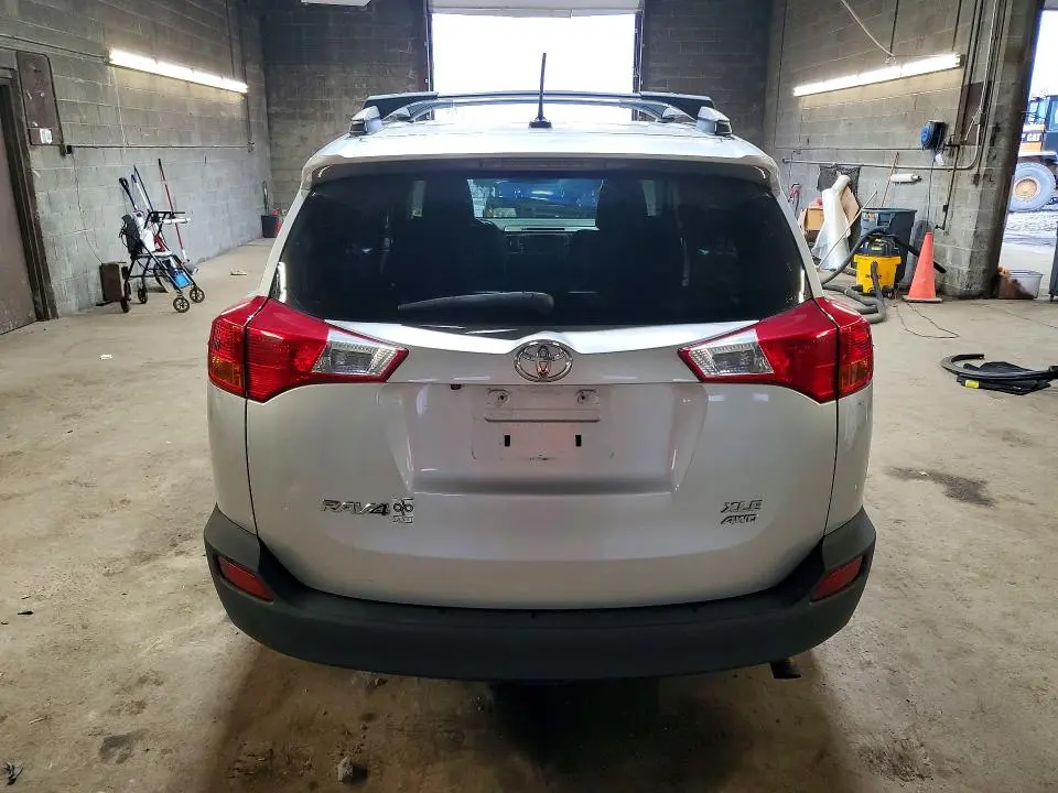 2014 TOYOTA RAV4 XLE  