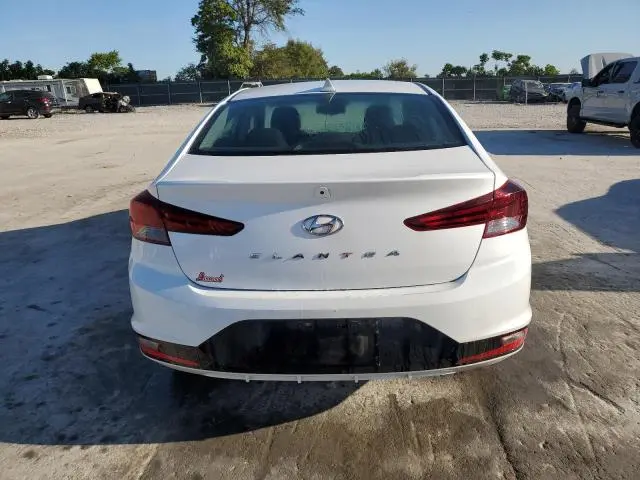 2020 HYUNDAI ELANTRA SEL  