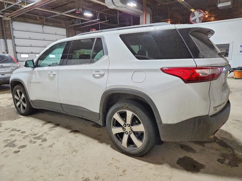 2021 CHEVROLET TRAVERSE LT  