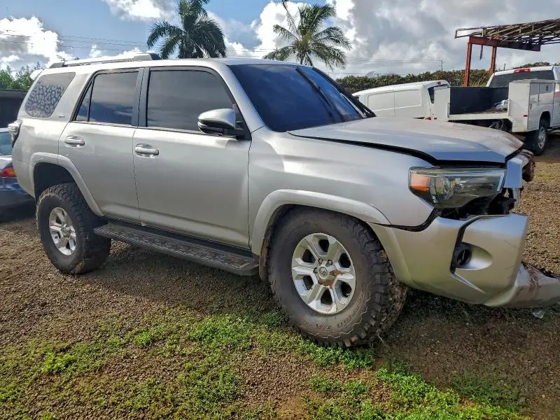 2020 TOYOTA 4RUNNER SR5/SR5 PREMIUM  