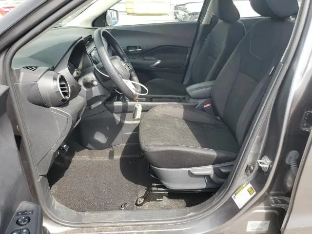 2023 NISSAN KICKS SV  