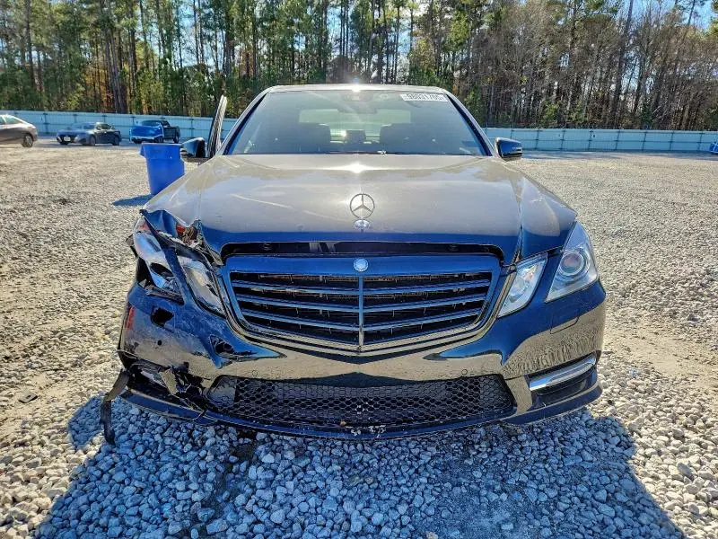2013 MERCEDES-BENZ E 550 4MATIC  