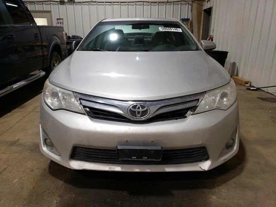 2012 TOYOTA CAMRY XLE  