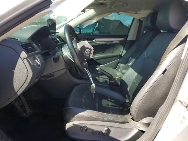 2015 VOLKSWAGEN PASSAT S