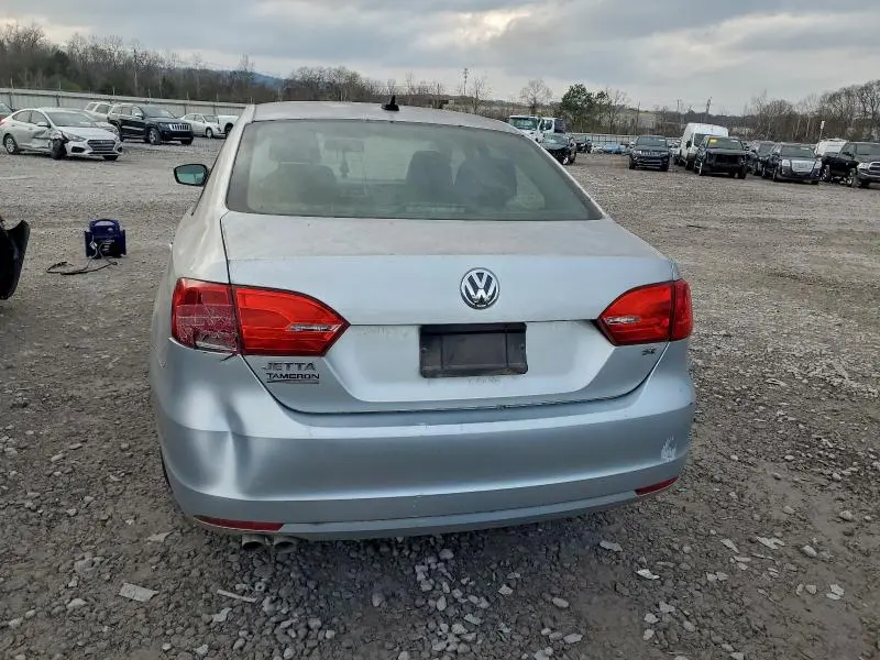 2014 VOLKSWAGEN JETTA SE  