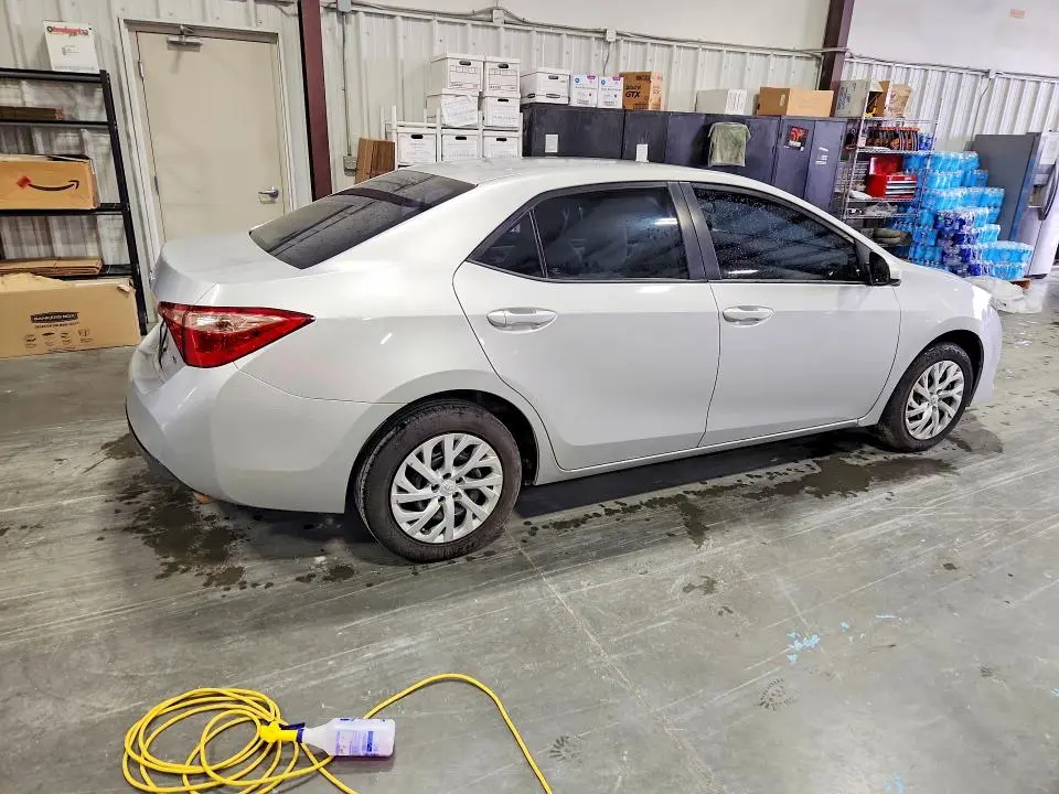 2018 TOYOTA COROLLA LE  