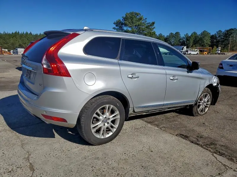 2016 VOLVO XC60 T5 PREMIER  