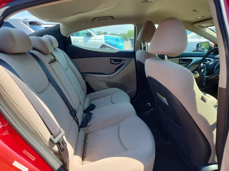 2014 HYUNDAI ELANTRA SE  