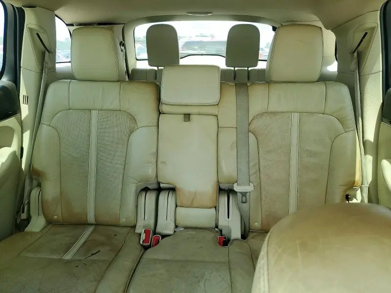 2014 LINCOLN MKT   